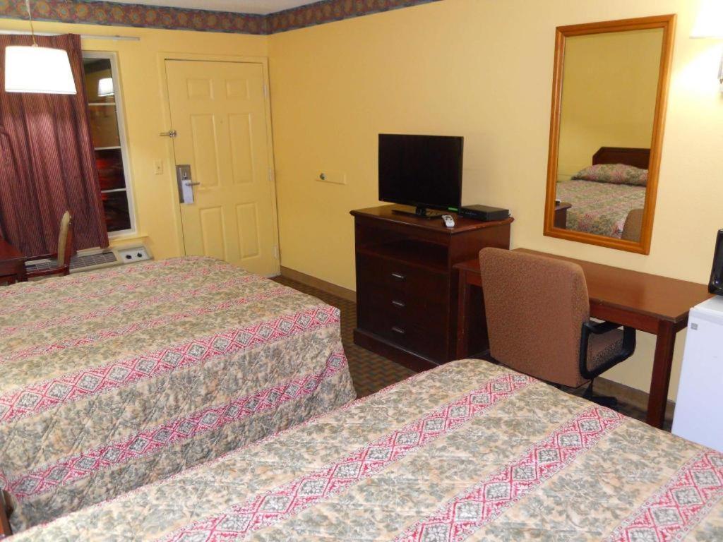America'S Best Inn - Бофорт Экстерьер фото