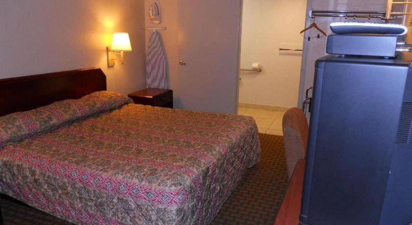 America'S Best Inn - Бофорт Экстерьер фото