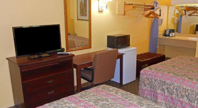 America'S Best Inn - Бофорт Экстерьер фото