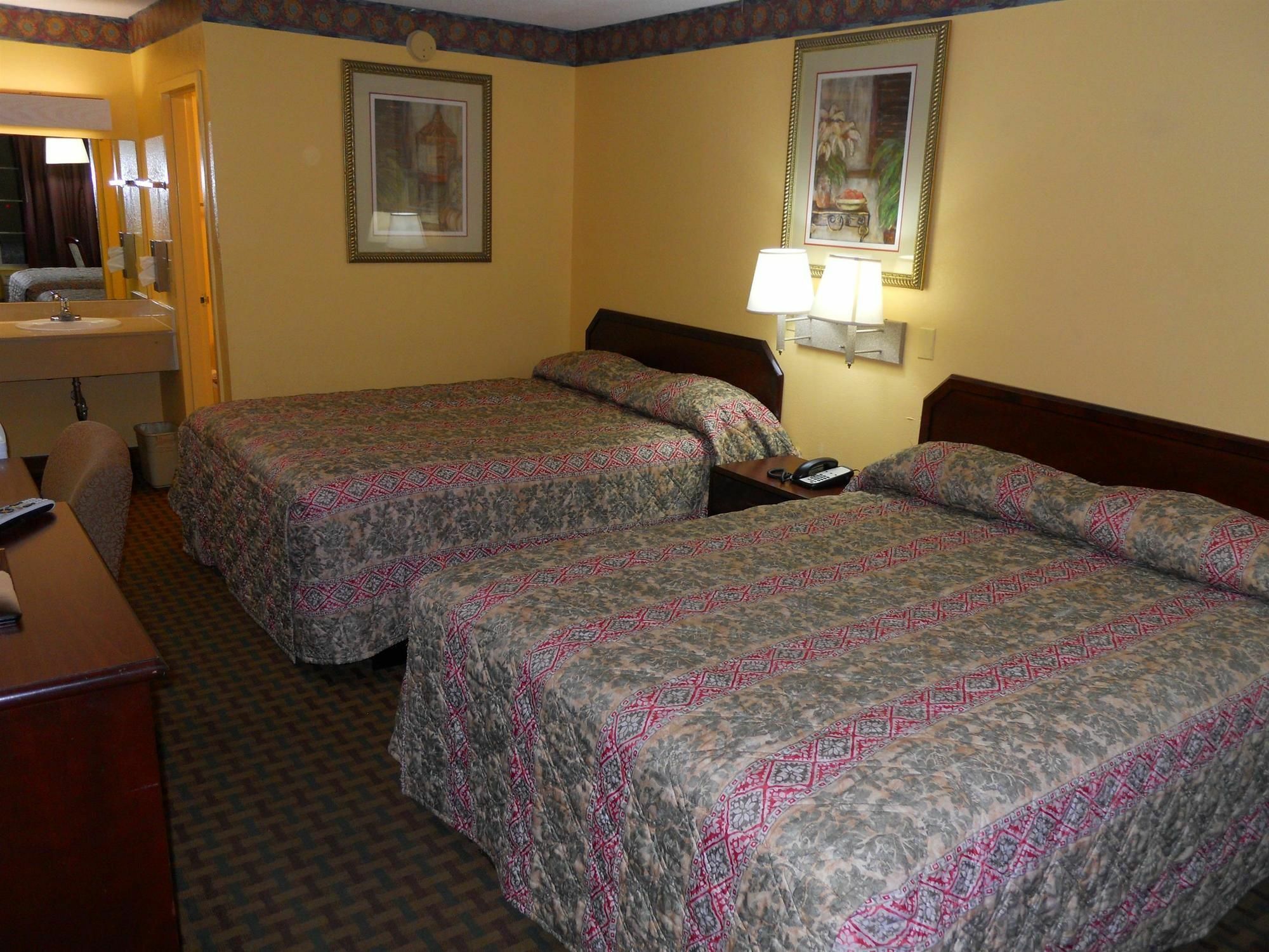 America'S Best Inn - Бофорт Экстерьер фото