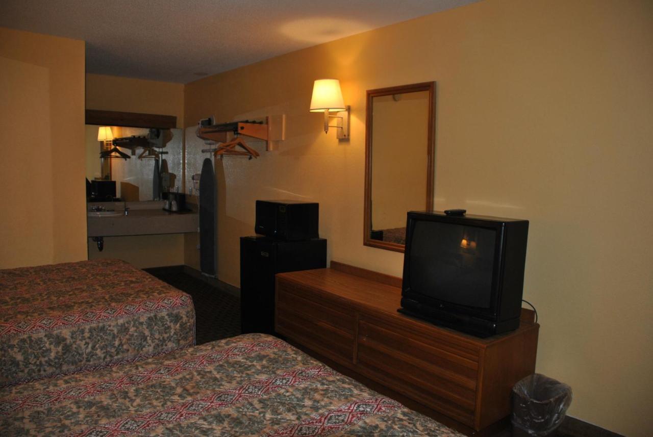 America'S Best Inn - Бофорт Номер фото